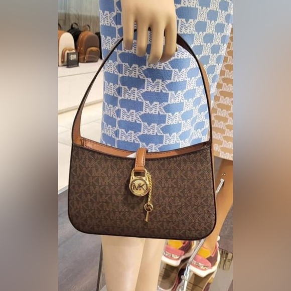 Michael Kors Lyra Small Shoulder Bag - Picture 4 of 8